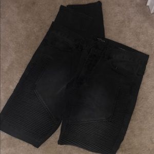 Men’s skinny jeans